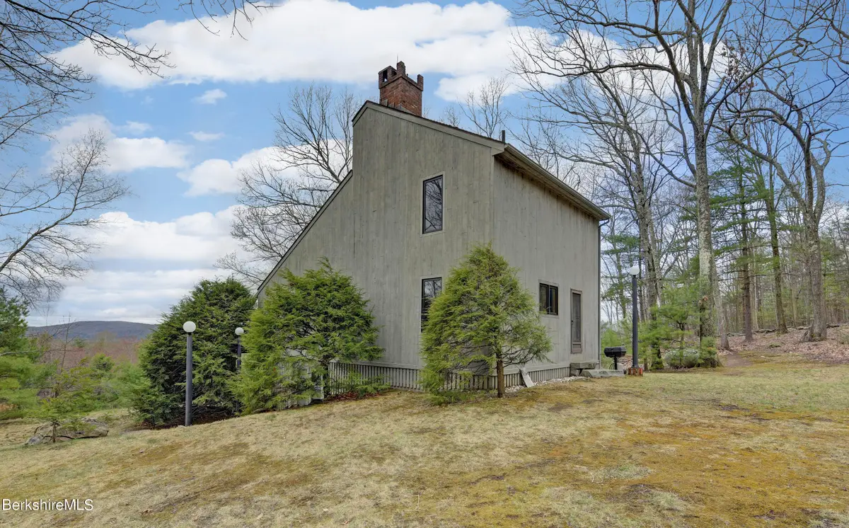 481 Shunpike Rd, Sheffield, MA 01257 - #1