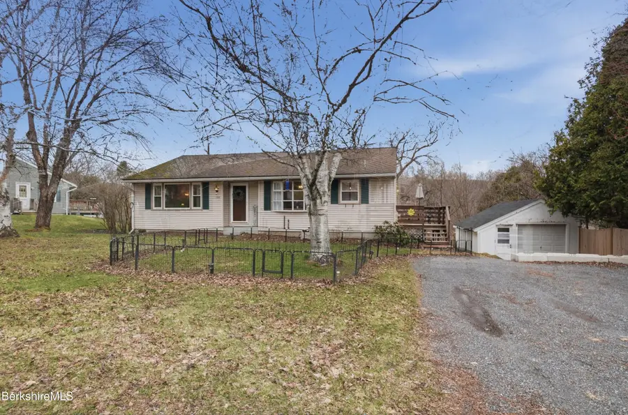 106 Ingalls Rd, Cheshire, MA 01225 - #2
