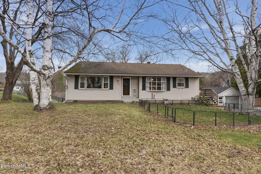 106 Ingalls Rd, Cheshire, MA 01225 - #3