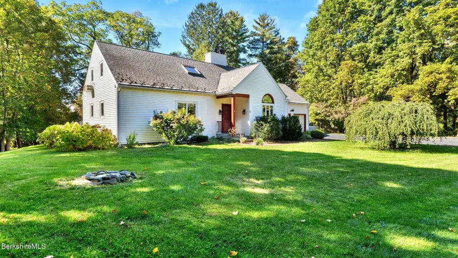 1 Cornwall Dr, Great Barrington, MA 01230 - #3