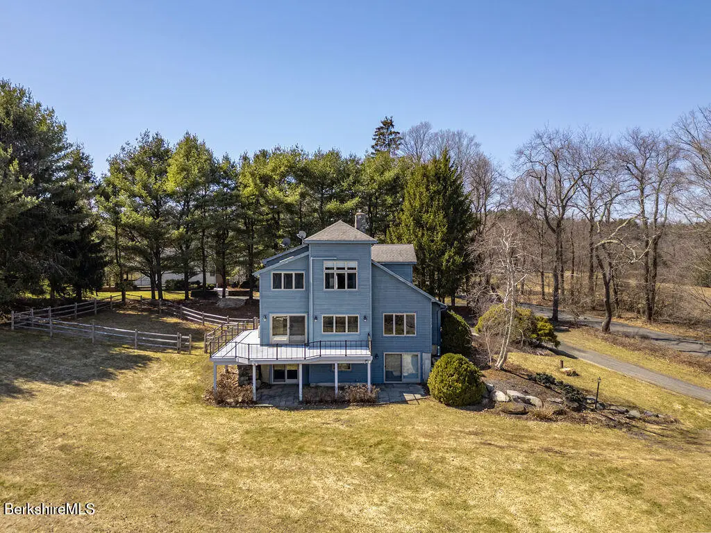 3 Townhouse Hill Rd, Egremont, MA 01252 - #1