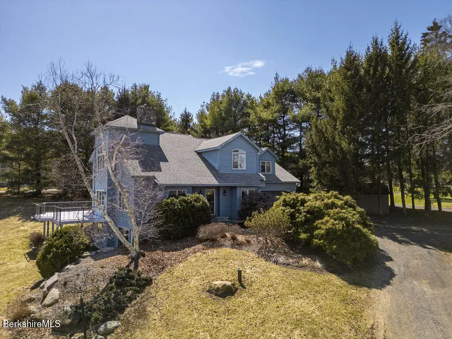 3 Townhouse Hill Rd, Egremont, MA 01252 - #3