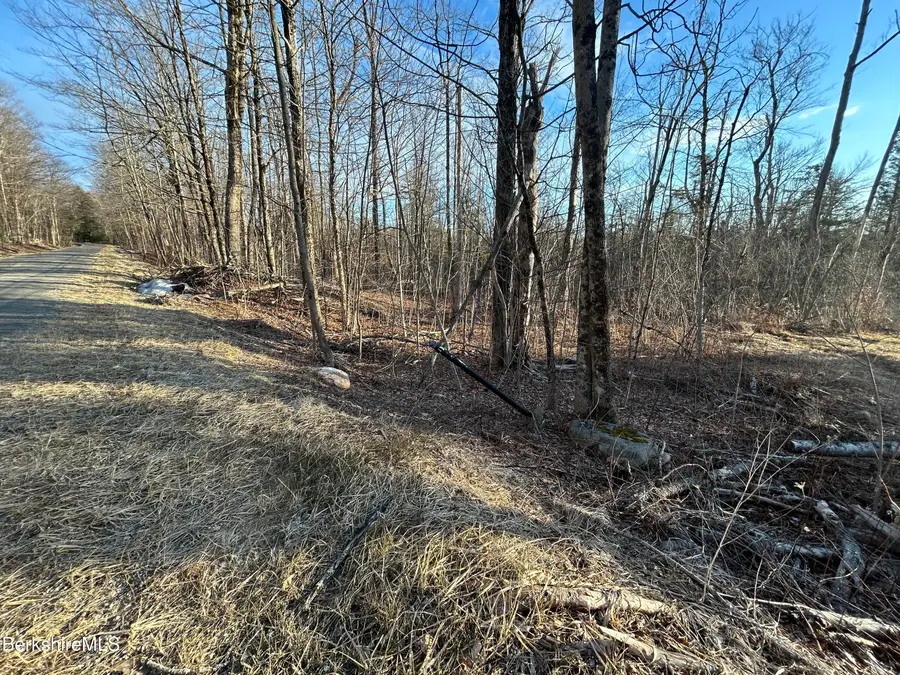 0 Old Abbey Ln, Becket, MA 01223 - #3