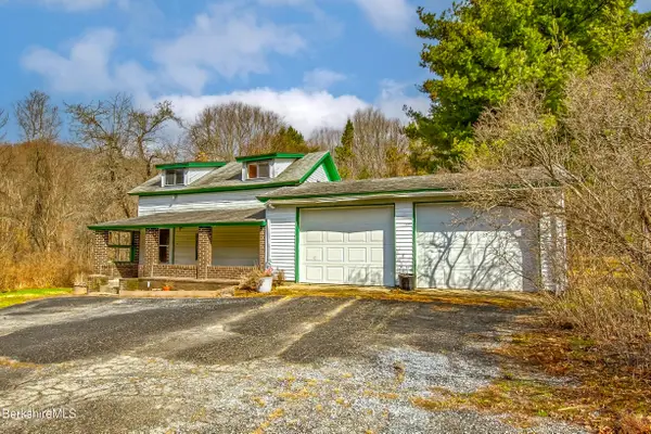 30 Moscow Rd, West Stockbridge, MA 01266