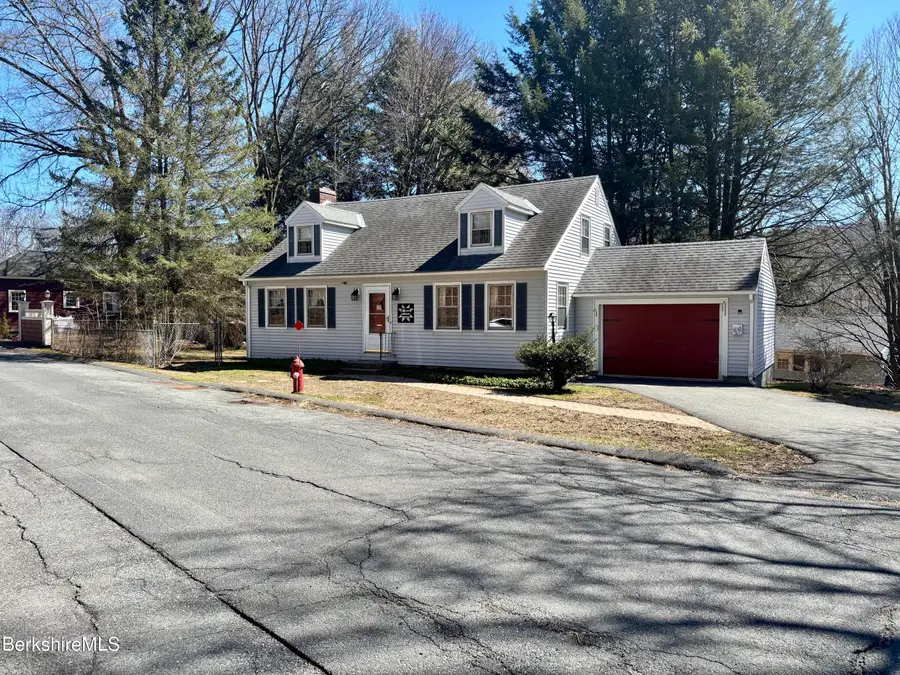 30 School St, Dalton, MA 01226 - #3