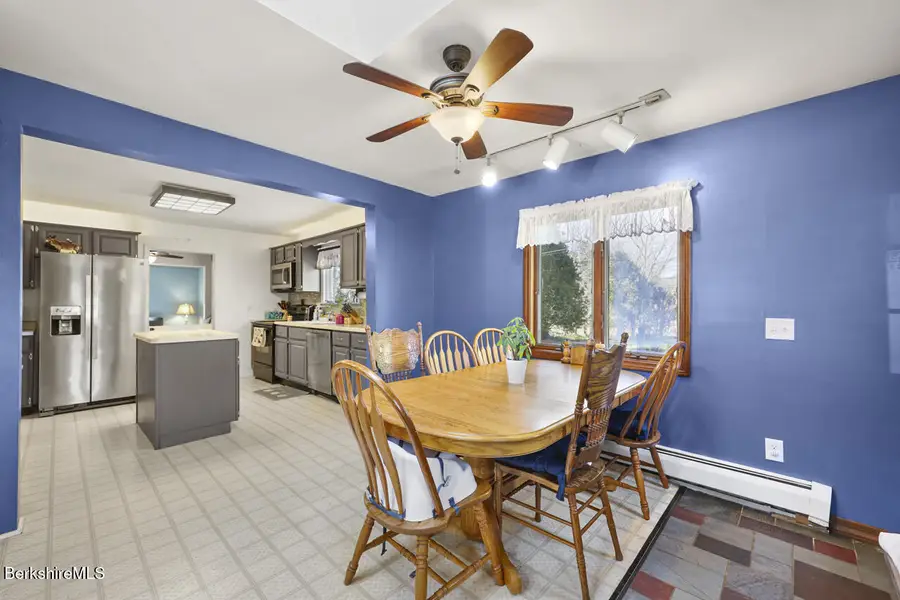 31 East Housatonic St, Dalton, MA 01226 - #3