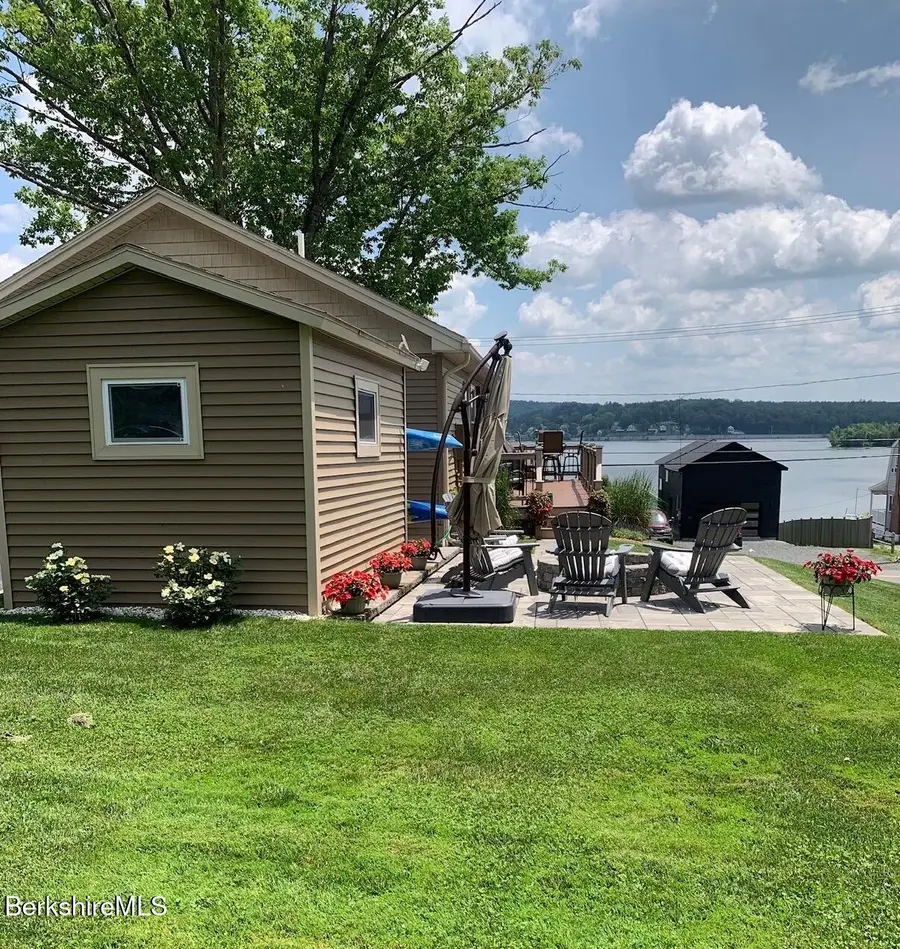 200 Narragansett Ave, Lanesborough, MA 01237 - #3