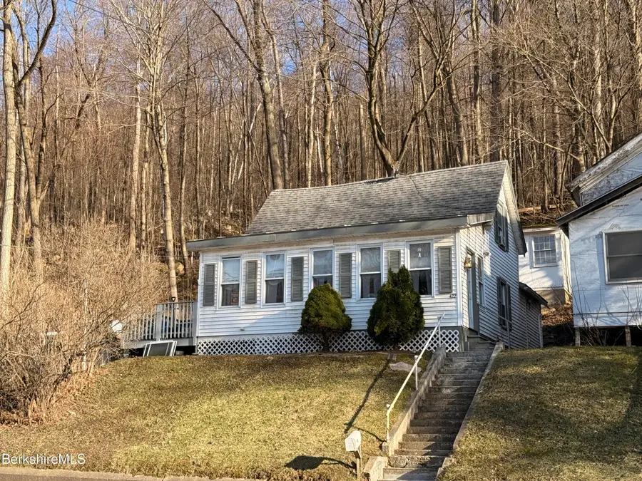 422 West Main St, North Adams, MA 01247 - #3