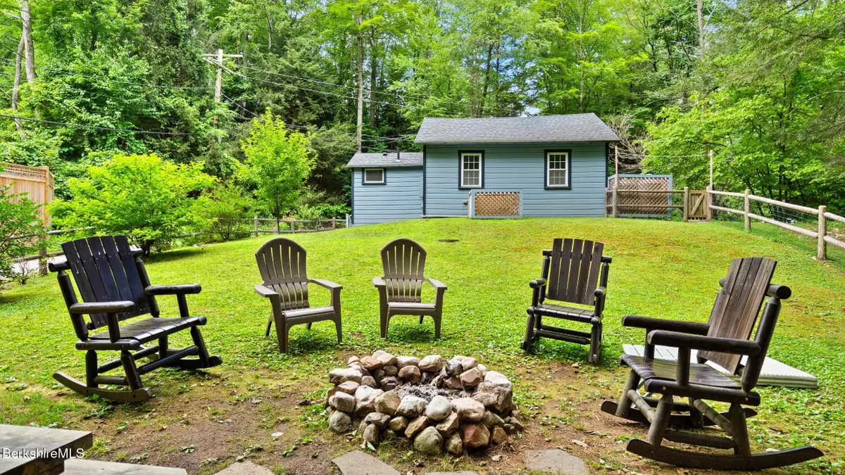 25 Pine St, New Marlborough, MA 01230 - #1