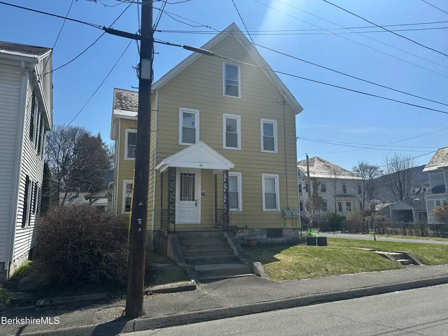 84 Washington Ave, North Adams, MA 01247 - #3