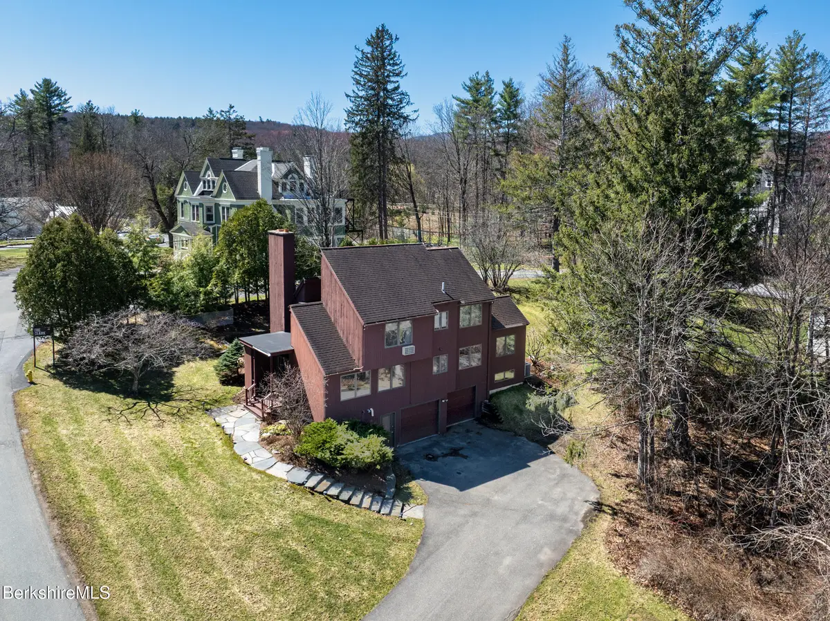 171 Knolls Rd, Williamstown, MA 01267 - #1