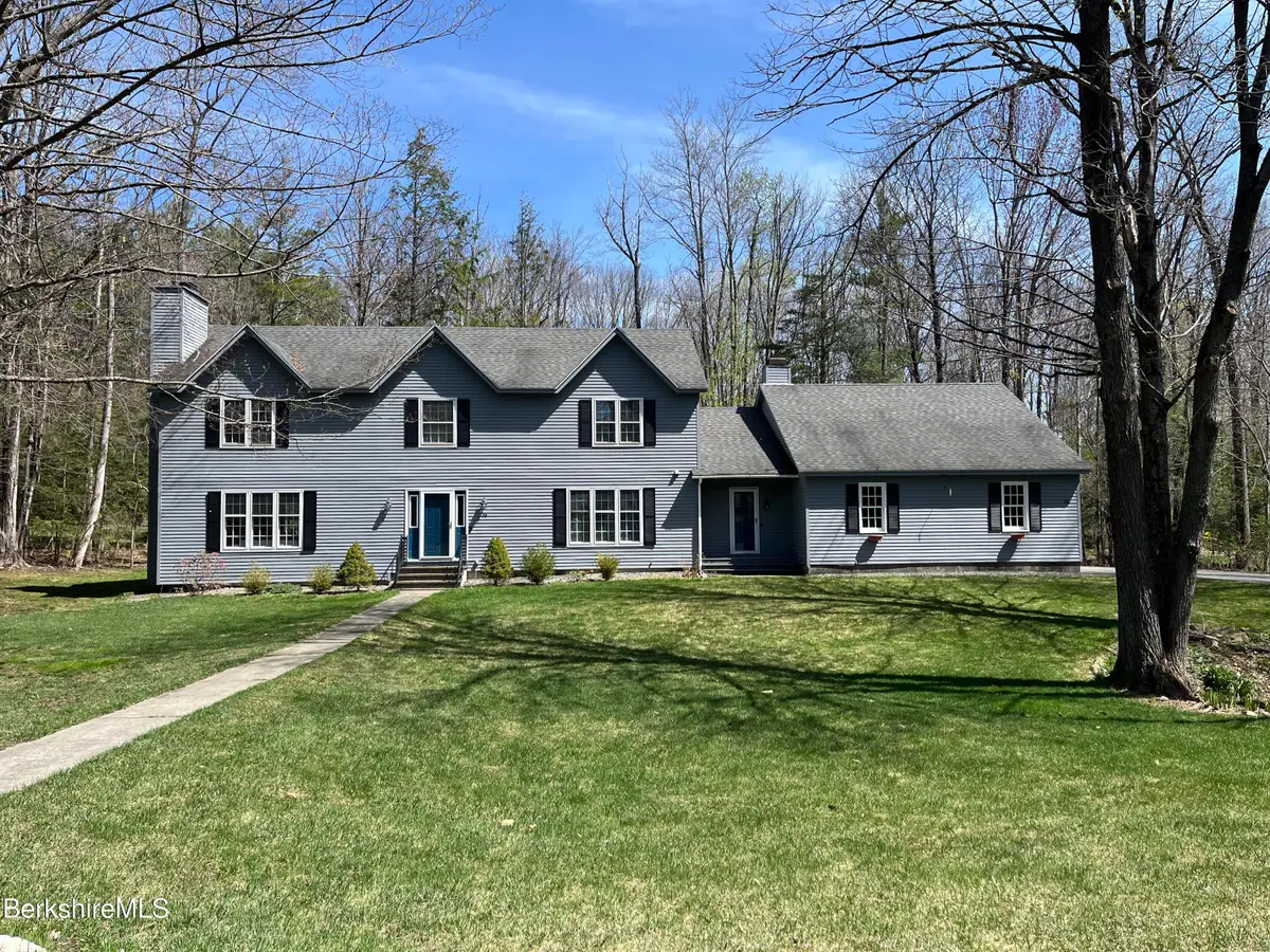 36 Dunmore Ct, Lenox, MA 01240 - #1