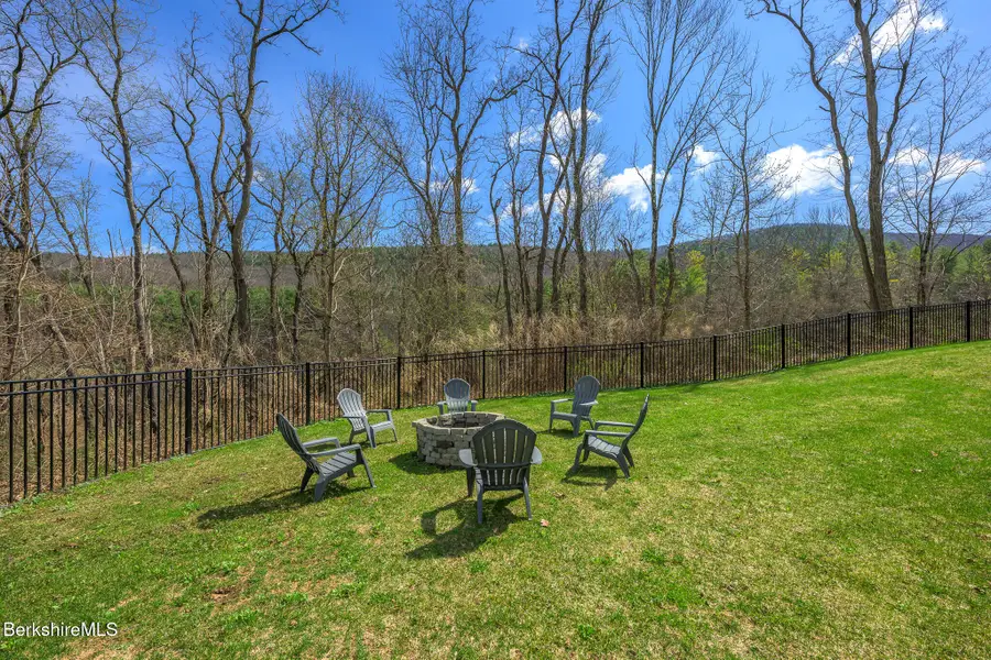 21 Stockbridge Rd, West Stockbridge, MA 01266 - #3