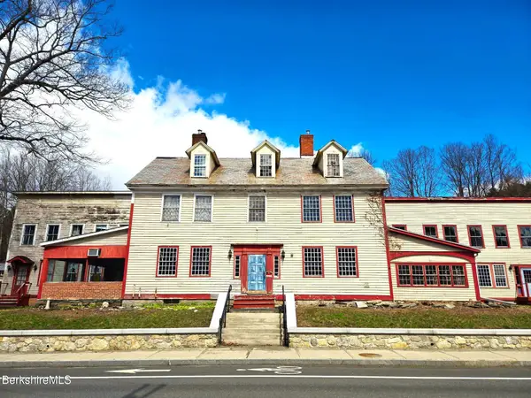 107 Main St, Charlemont, MA 01339