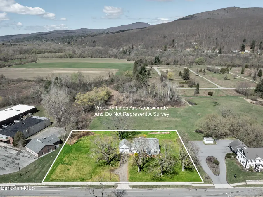 166 Main St, Williamstown, MA 01267 - #3