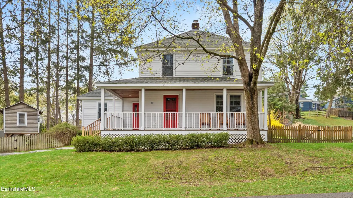 11 Lawton St, Lenox, MA 01240 - #1