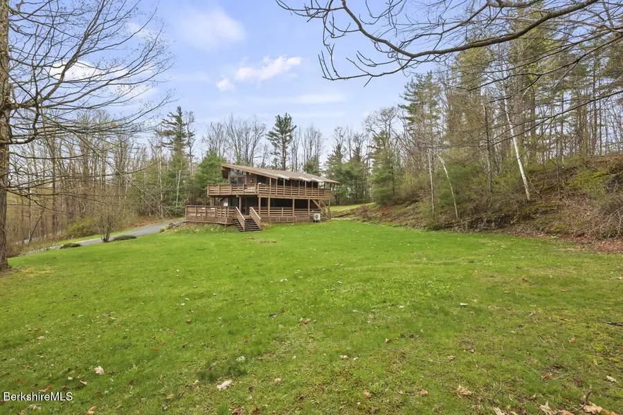 106 Miner Rd, Lanesborough, MA 01237 - #2