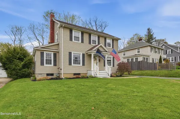 38 Revere Pkwy, Pittsfield, MA 01201