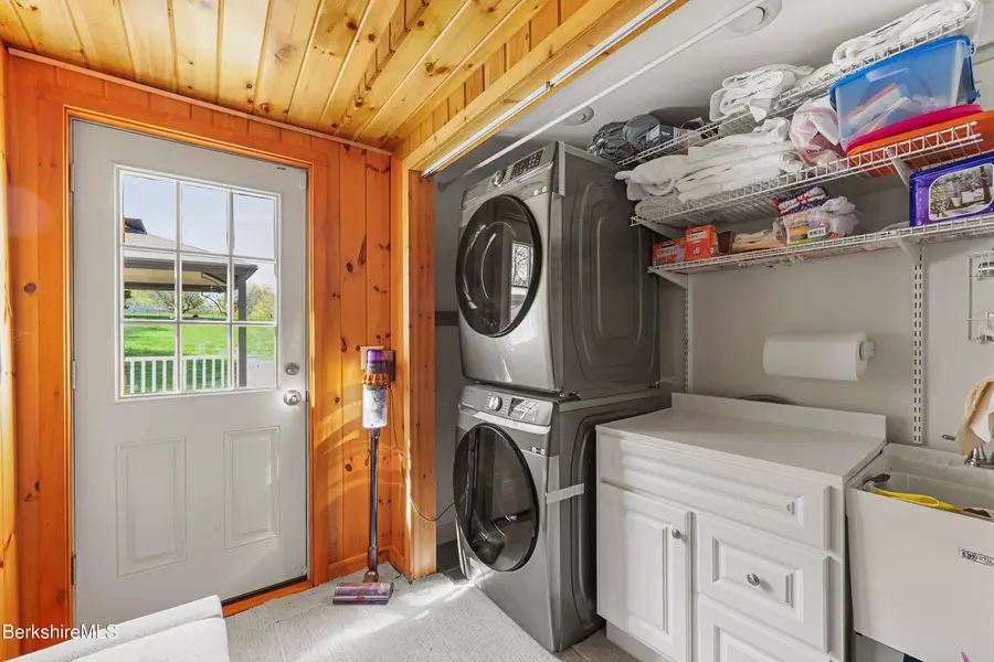 15 Martin Ave, Lee, MA 01238 - #2