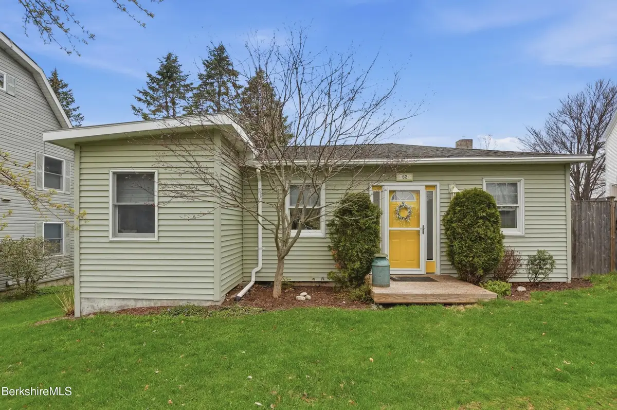 62 Thomas Rd, Pittsfield, MA 01201 - #1