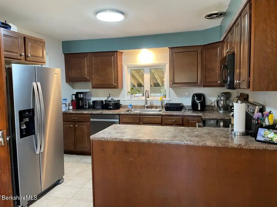 249 Hancock Rd, Pittsfield, MA 01201 - #3
