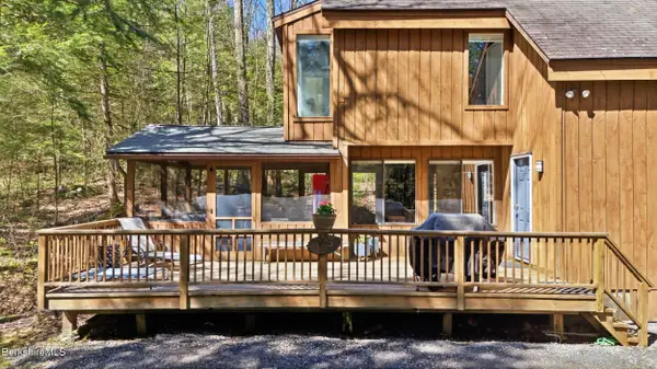 311 Tamarack Trail, Sandisfield, MA 01255