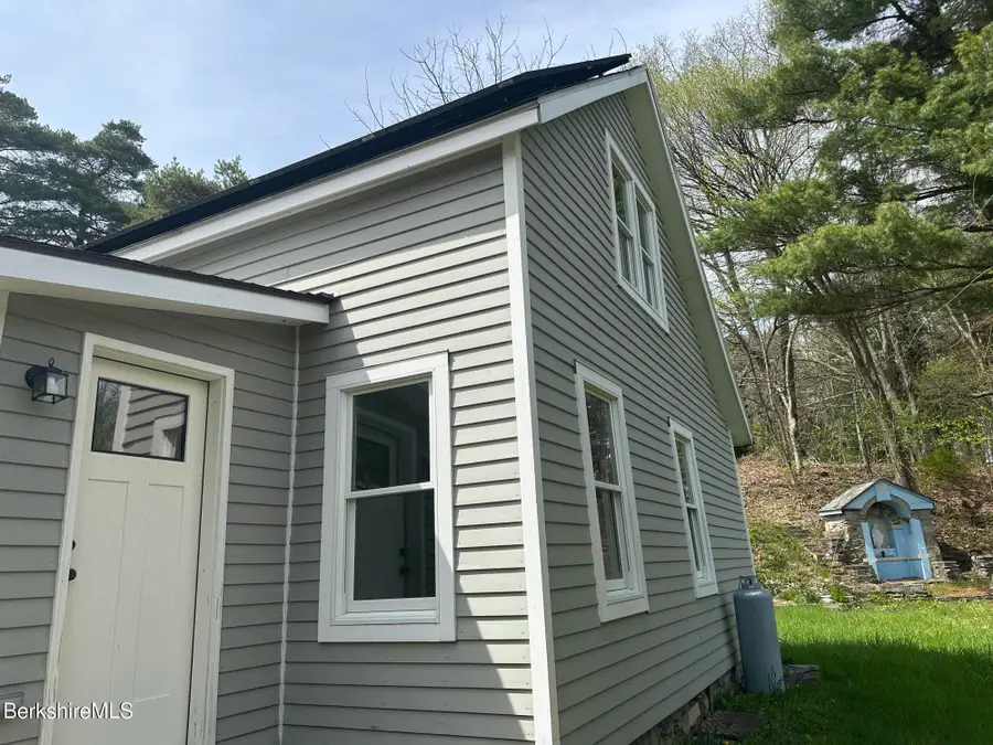 54 Division St, Great Barrington, MA 01230 - #2