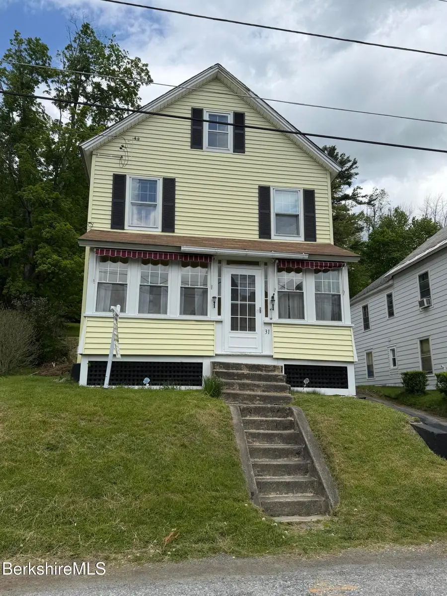 31 Millard Ave, Clarksburg, MA 01247 - #2