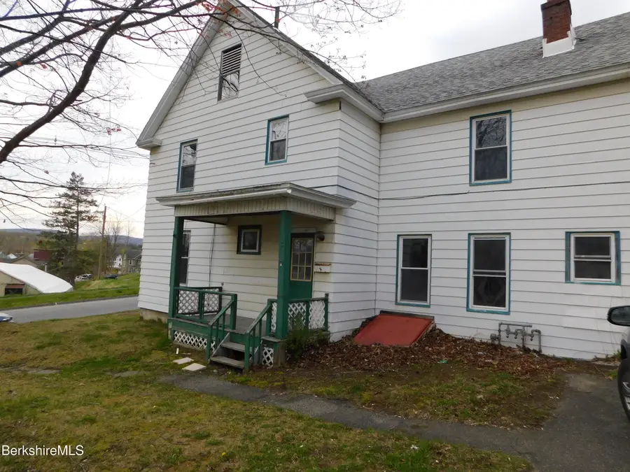 30 Lenox Ave, Pittsfield, MA 01201 - #3
