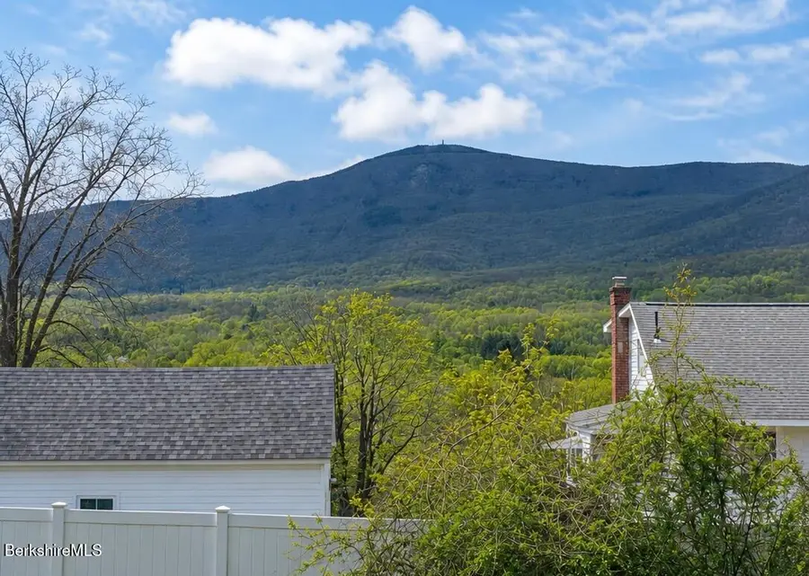 16 Anthony St, Adams, MA 01220 - #3