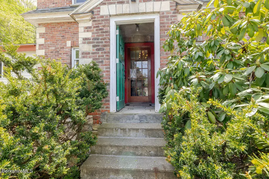 144 Cottage St, Great Barrington, MA 01230 - #2