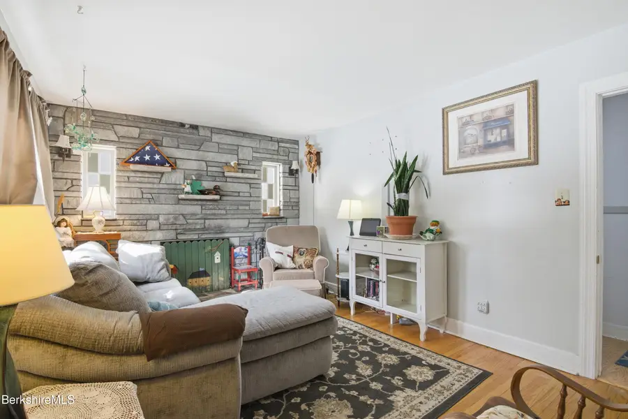 53 Edison Ave, Pittsfield, MA 01201 - #3