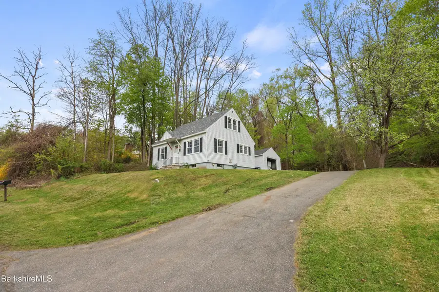 66 Wilson St, Pittsfield, MA 01201 - #2