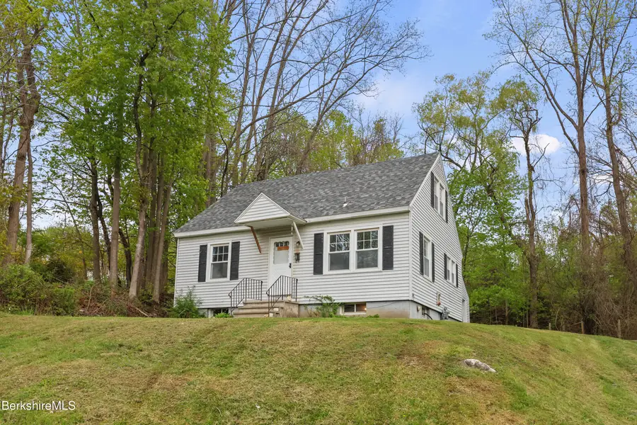 66 Wilson St, Pittsfield, MA 01201 - #3