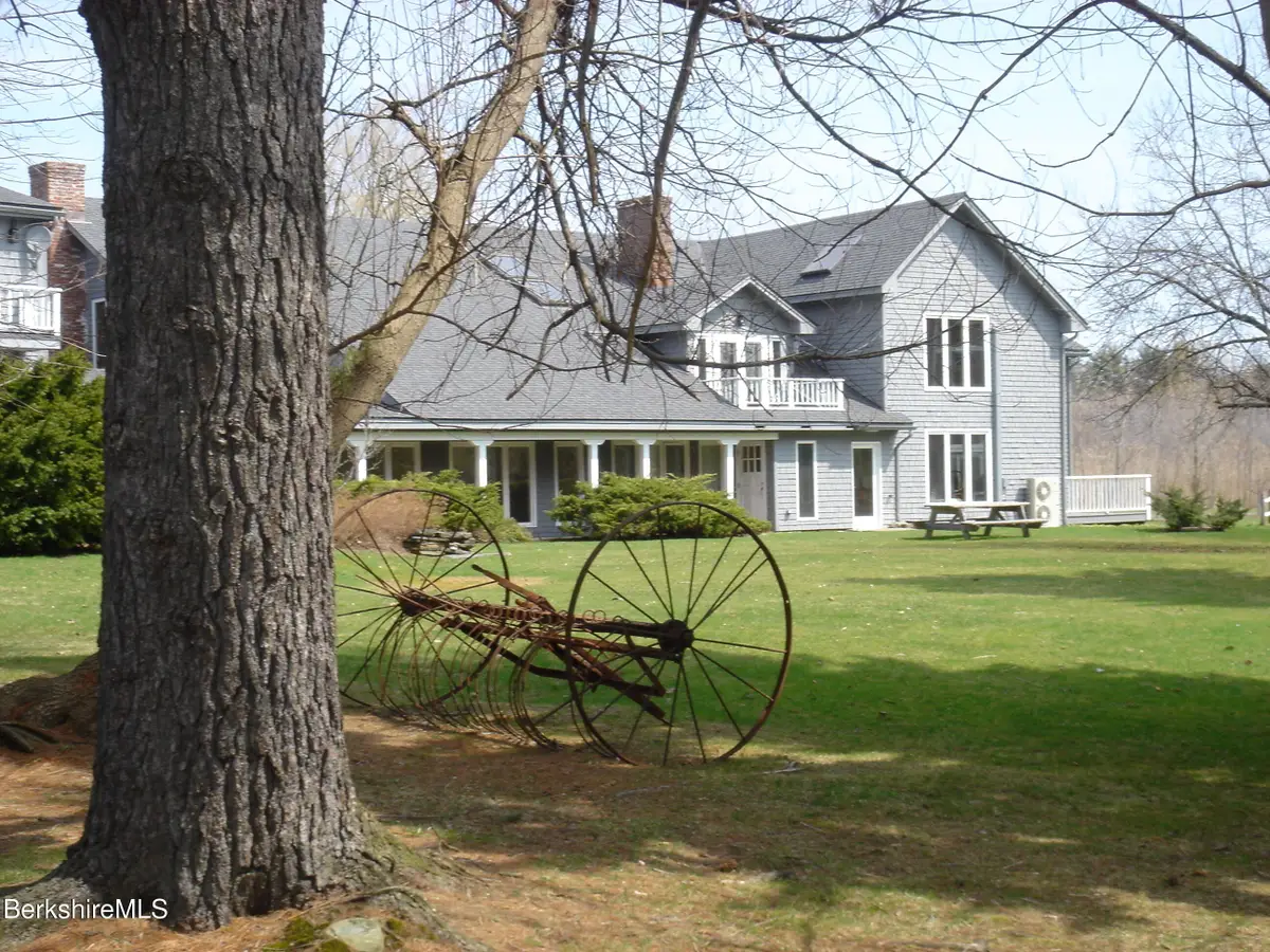 2 Wallace Rd #2E, Stockbridge, MA 01262 - #1