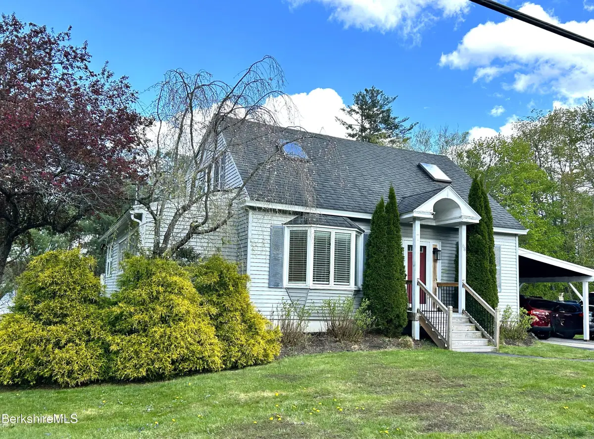 68 Ridge Ave, Pittsfield, MA 01201 - #1
