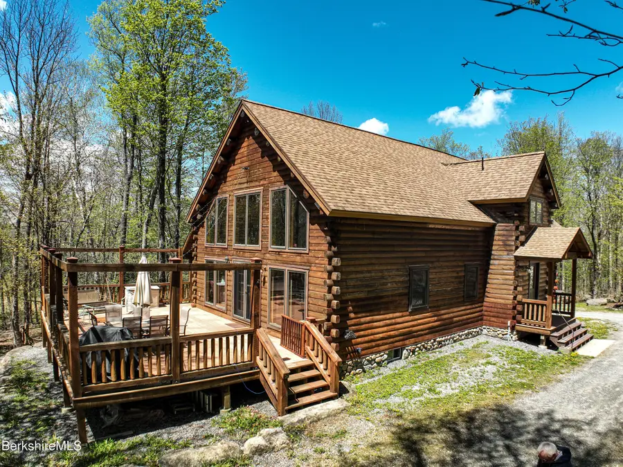 233 Algerie Rd, Becket, MA 01223 - #2