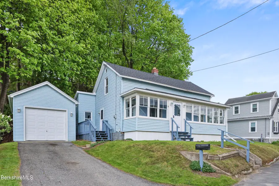 11 Richmond Ln, Adams, MA 01220 - #2