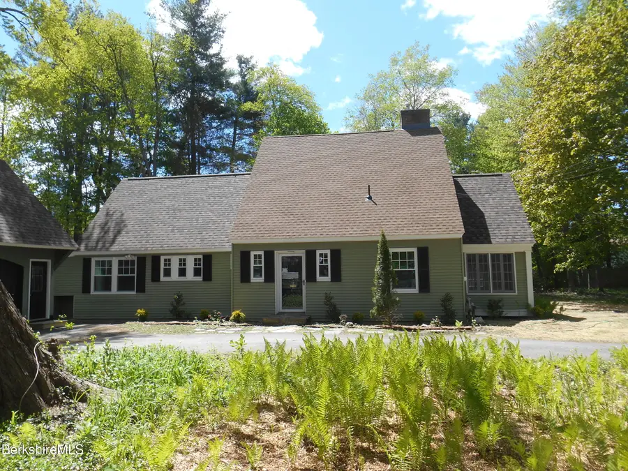 14 Cooper Pkwy, Pittsfield, MA 01201 - #2