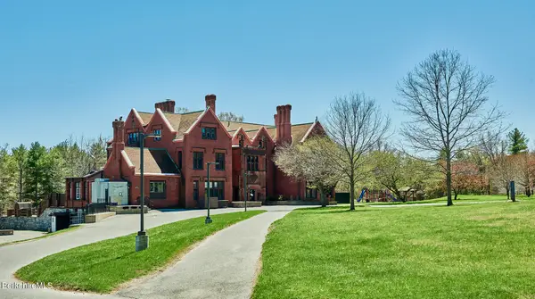 349 Old Stockbridge Rd, Lenox, MA 01240