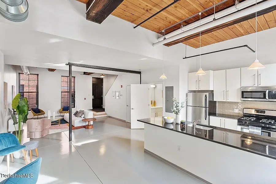 160 Water St #24, Williamstown, MA 01267 - #2