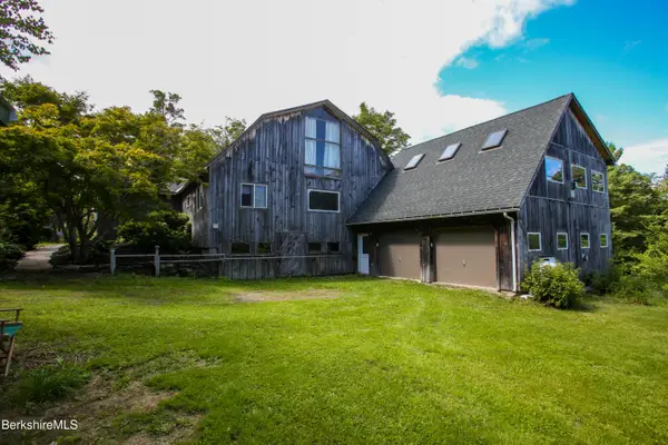 14 South Rd, Heath, MA 01346