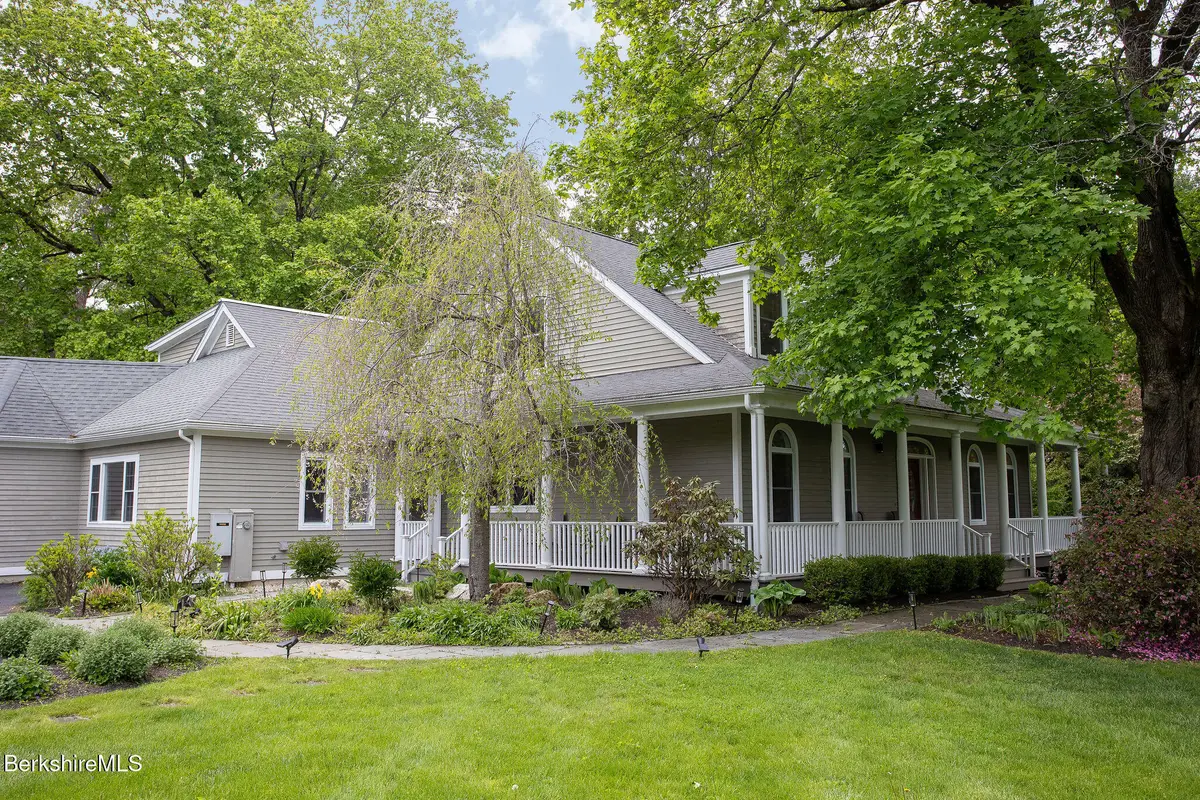3 Cornwall Dr, Great Barrington, MA 01230 - #1