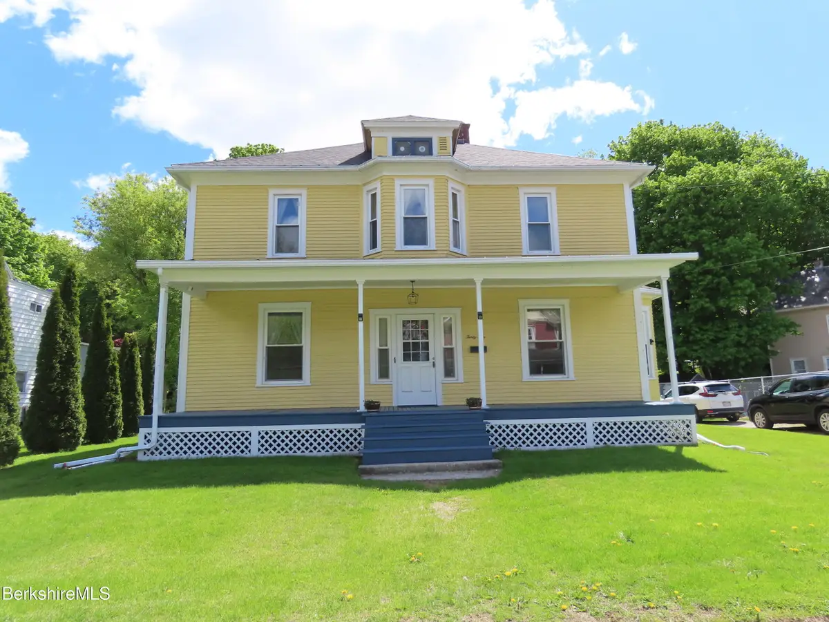 34 Goodrich St, North Adams, MA 01247 - #1
