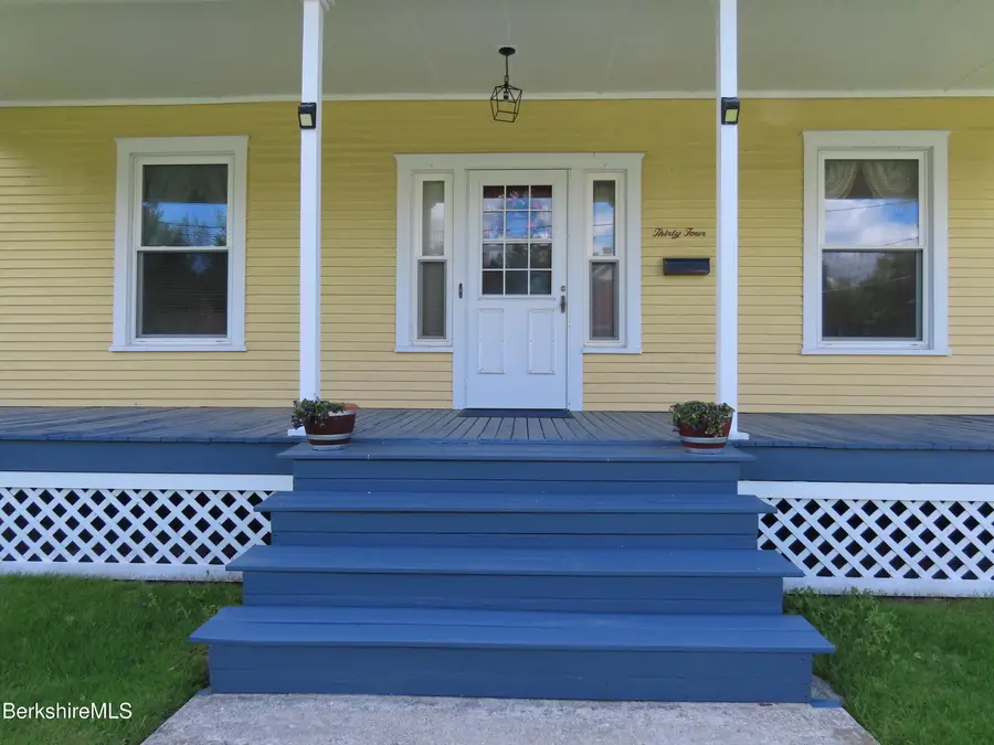 34 Goodrich St, North Adams, MA 01247 - #2