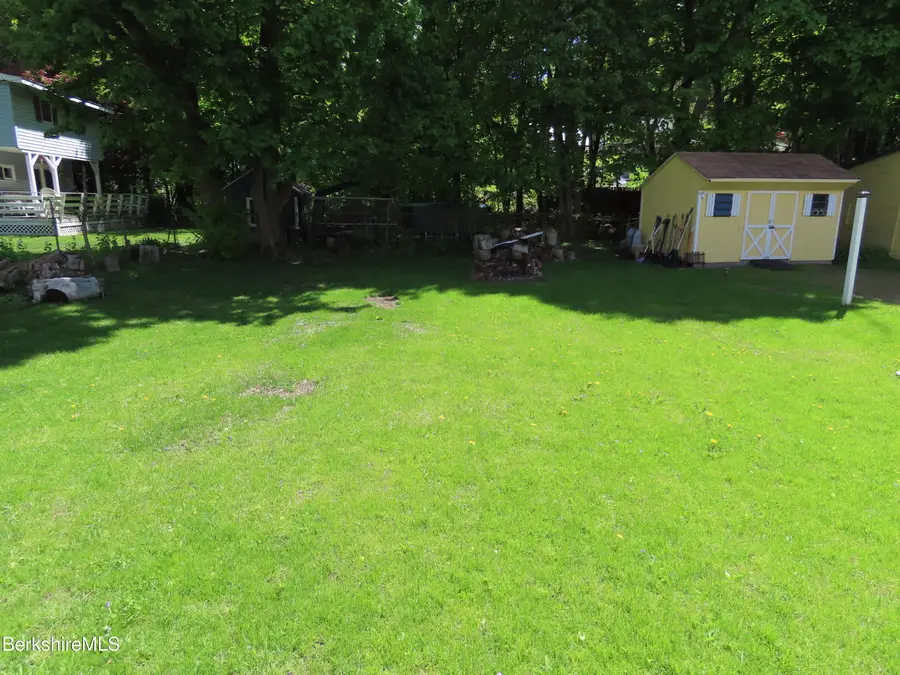 34 Goodrich St, North Adams, MA 01247 - #3
