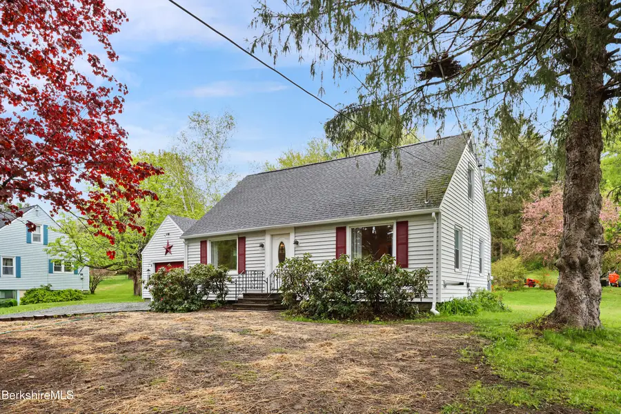 161 Fort Hill Ave, Pittsfield, MA 01201 - #2