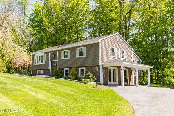 818 Partridge Rd, Lanesborough, MA 01237