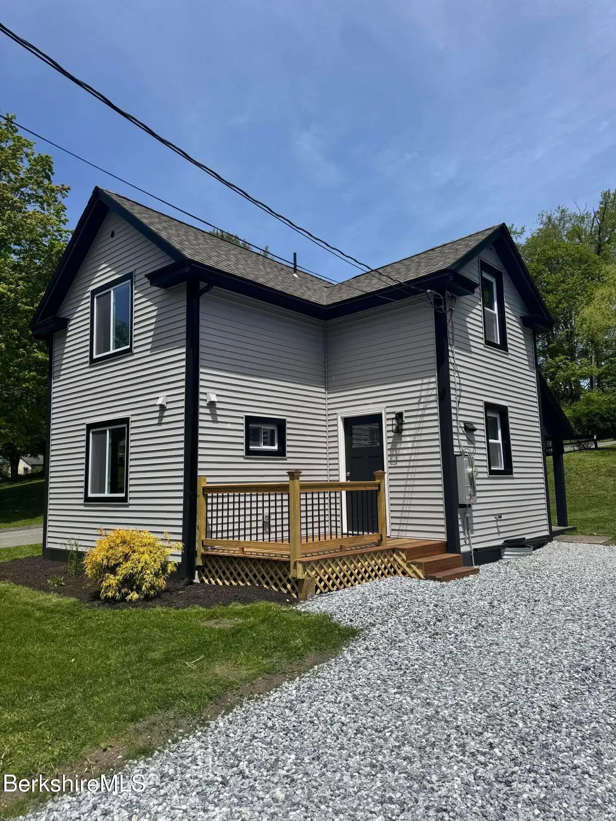 34 Hungerford St, Pittsfield, MA 01201 - #1