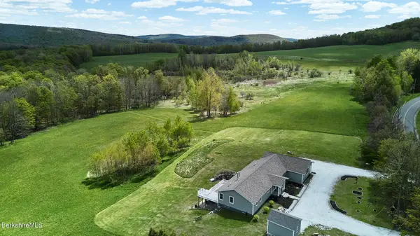 210 Bailey Rd, Lanesborough, MA 01237